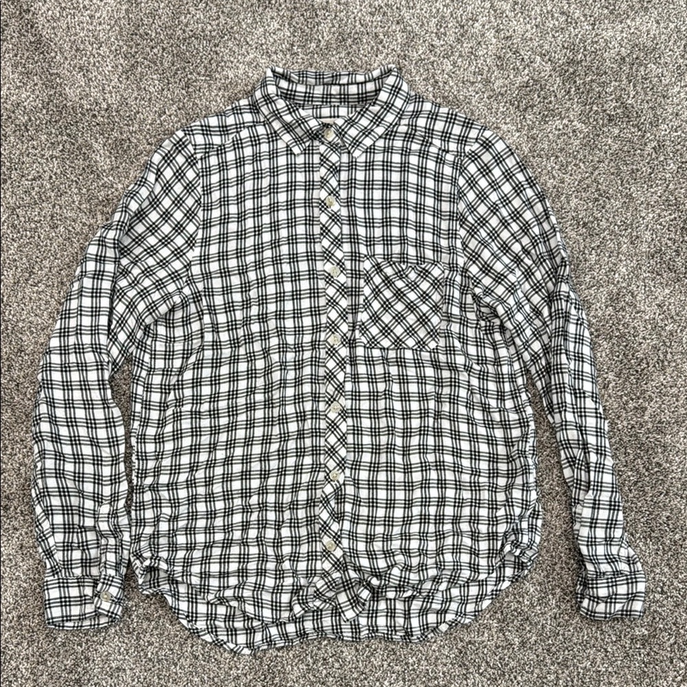 Universal Thread Black and White Plaid Button Down Shirt ~ Women's Size Small